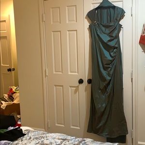 Long formal ballgown